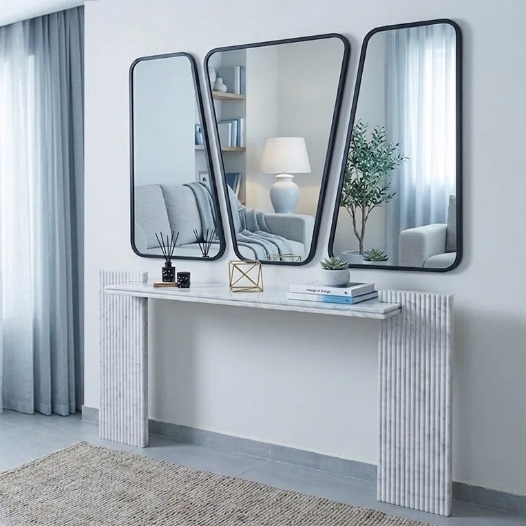 Carrara Console
